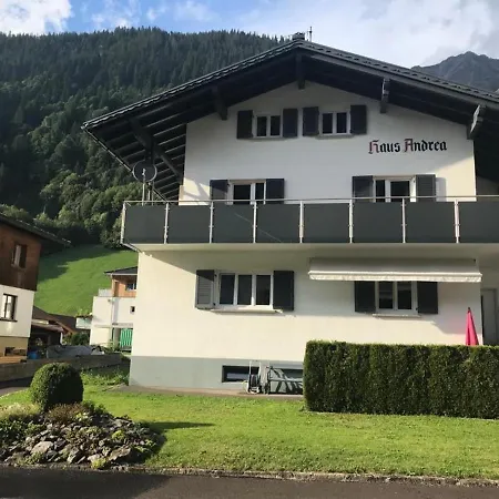Haus Andrea بيت للعطل